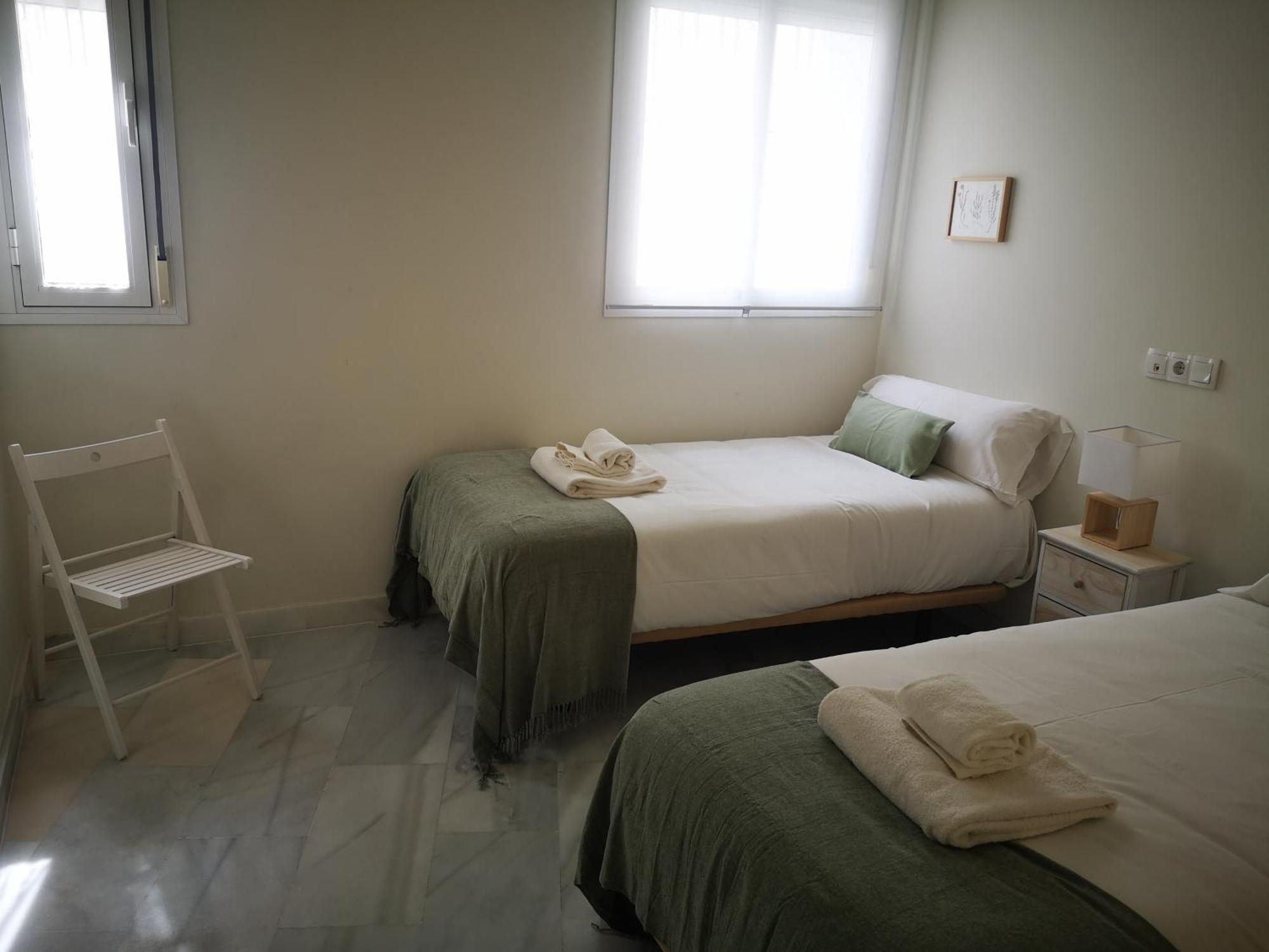 Charming Bright Apartment With Balconies On Cuesta Del Rosario Seville Exterior photo